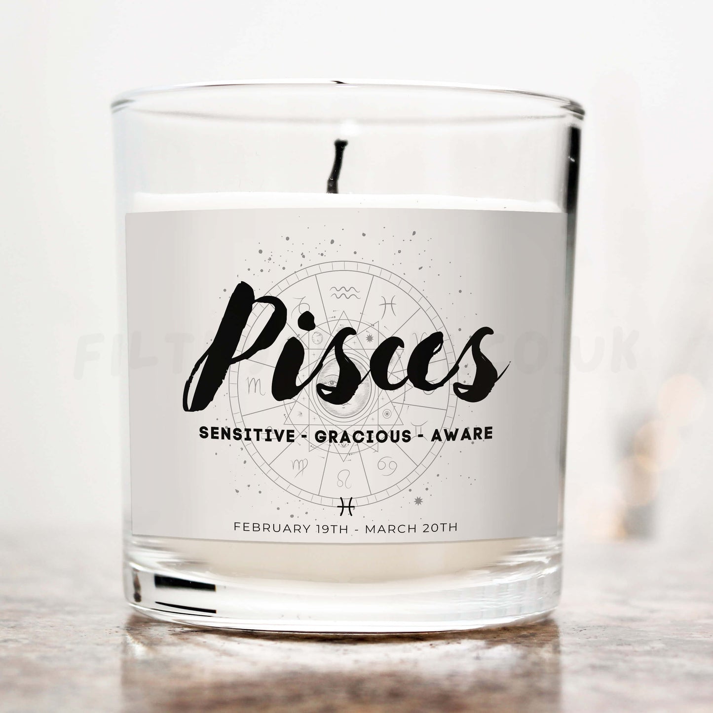 Pisces star sign candle 